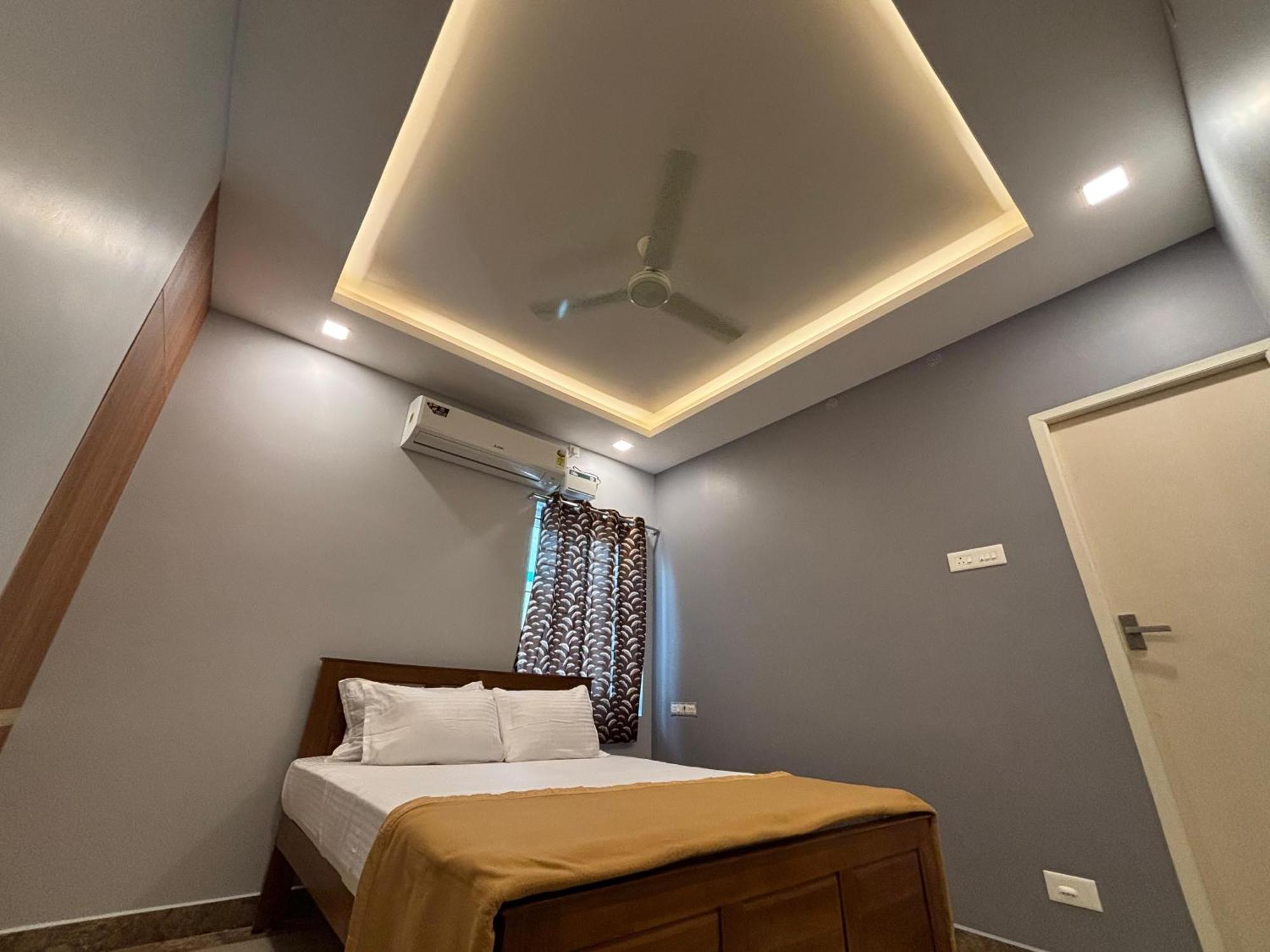 Srirangam Nandavanam Service Apartments Tiruchirappalli Zewnętrze zdjęcie