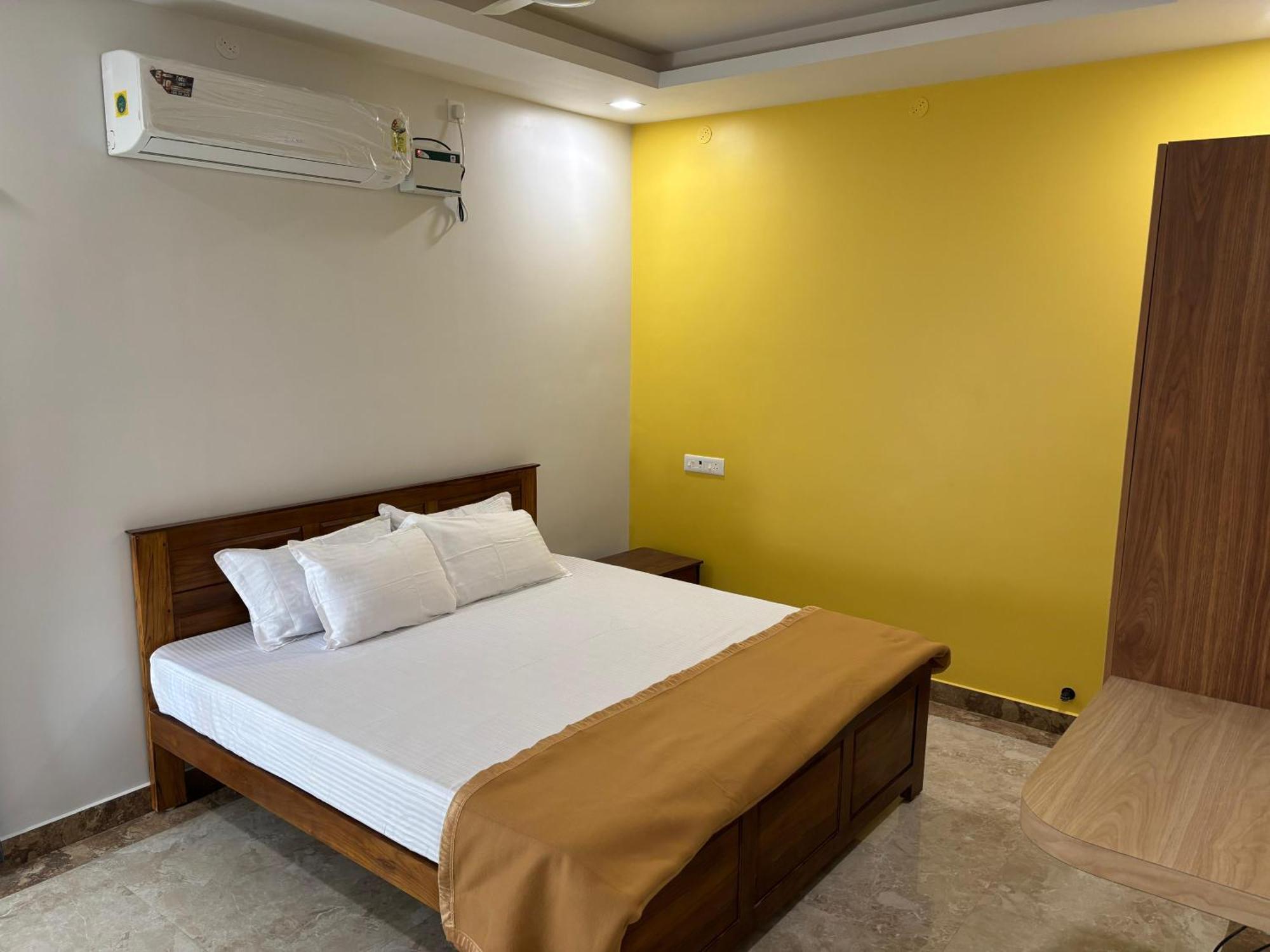 Srirangam Nandavanam Service Apartments Tiruchirappalli Zewnętrze zdjęcie