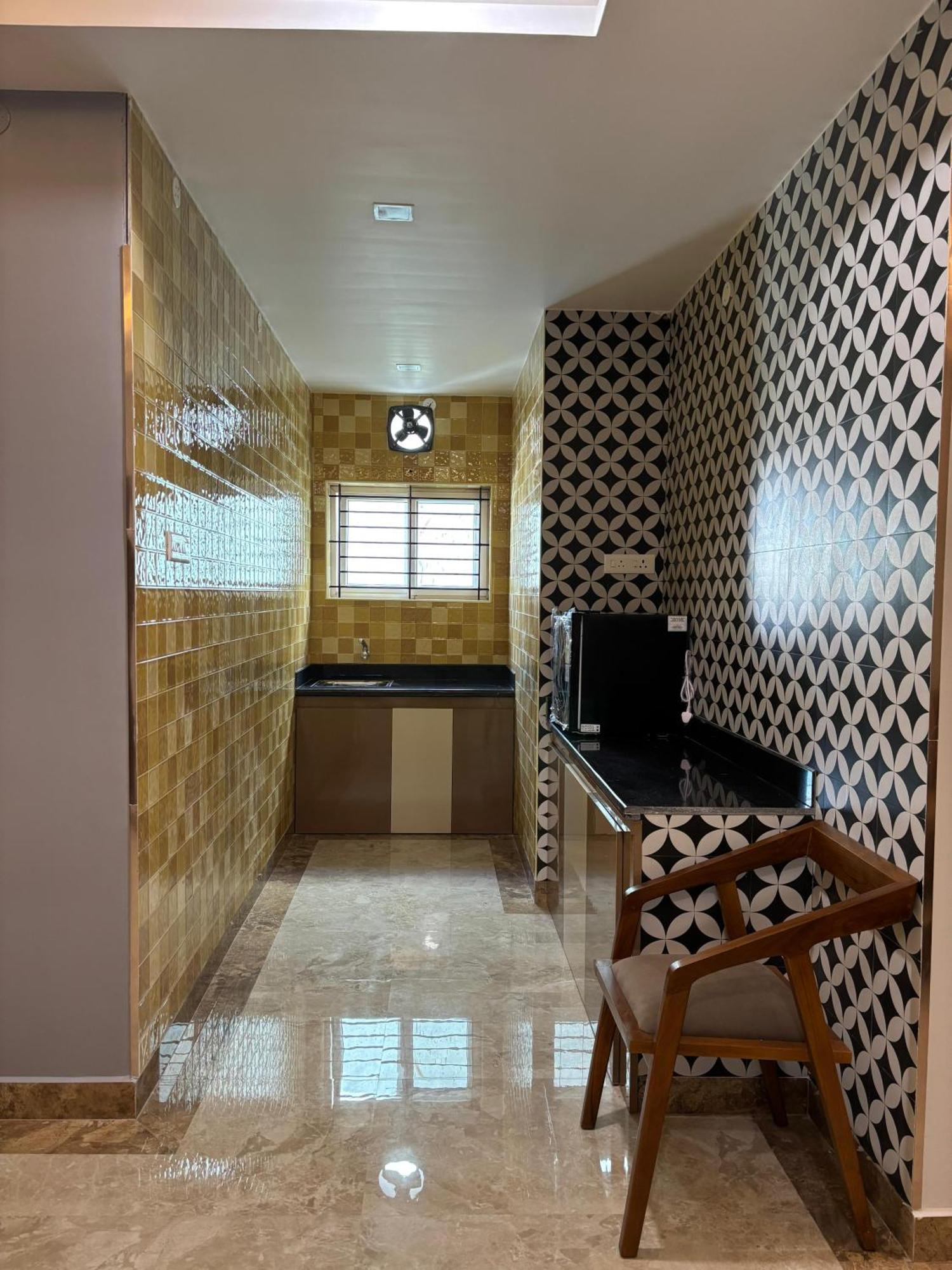 Srirangam Nandavanam Service Apartments Tiruchirappalli Zewnętrze zdjęcie