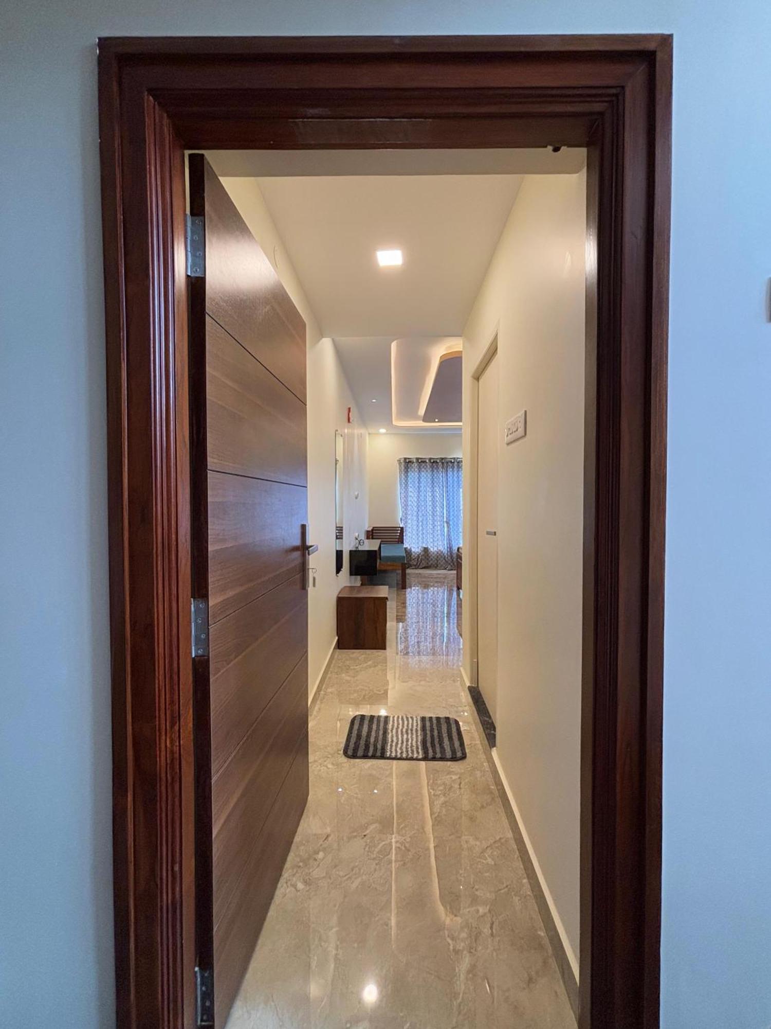 Srirangam Nandavanam Service Apartments Tiruchirappalli Zewnętrze zdjęcie