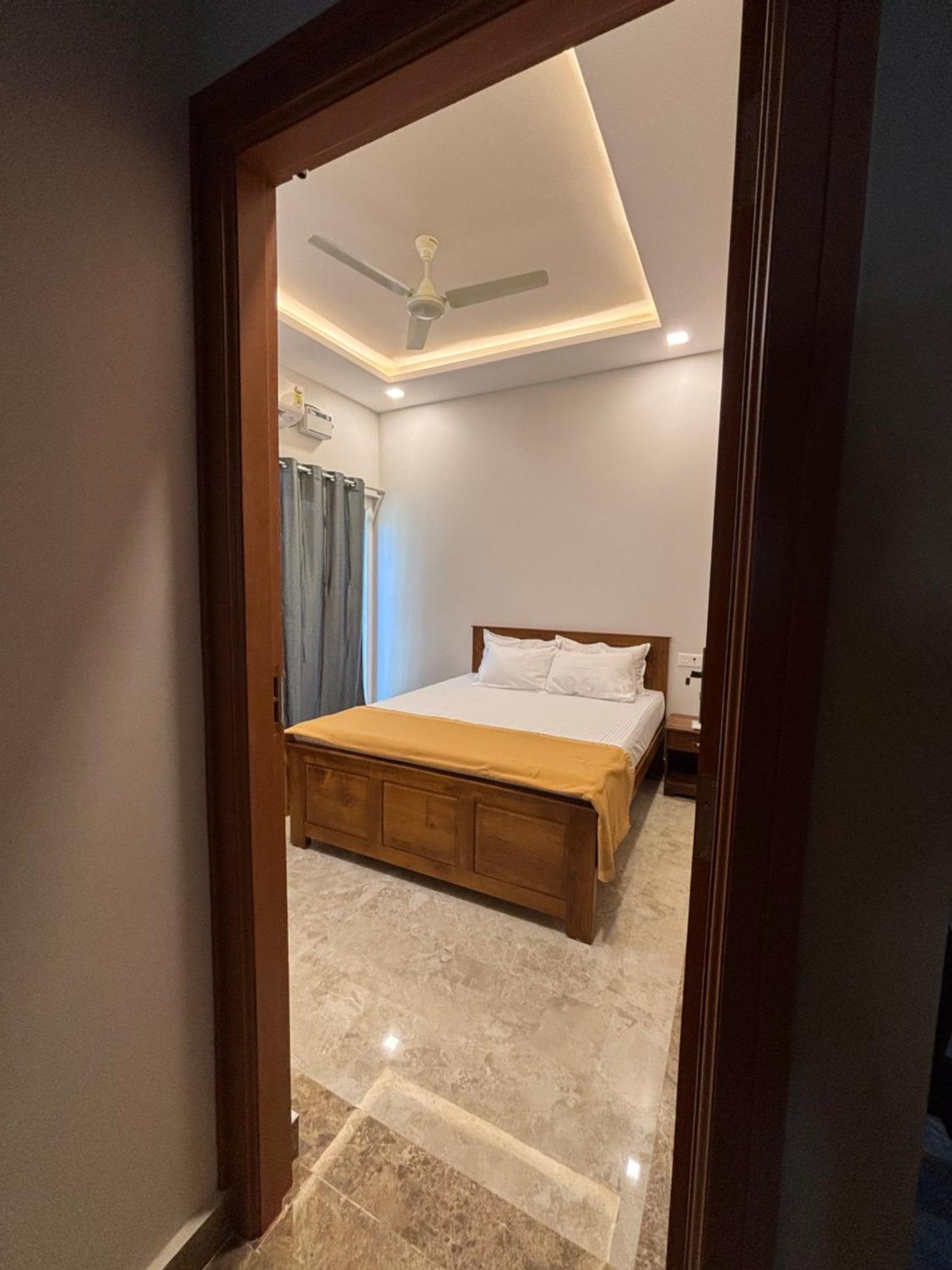 Srirangam Nandavanam Service Apartments Tiruchirappalli Zewnętrze zdjęcie